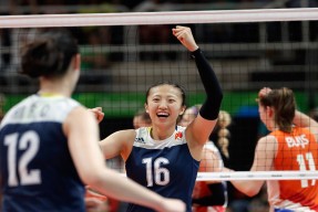 九游娱乐官网 (jiuyou)-短视频热传：台球神技一击即中，台球实战视频