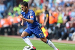 九游游戏中心下载-英雄联盟 赛季关键比赛精彩纷呈，英雄联盟重要比赛