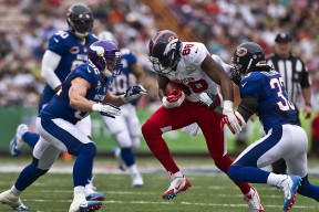 九游娱乐网站-西班牙骑手胡安·卡洛斯·费尔南德斯在2024年世界马术锦标赛中获得个人障碍赛金牌。